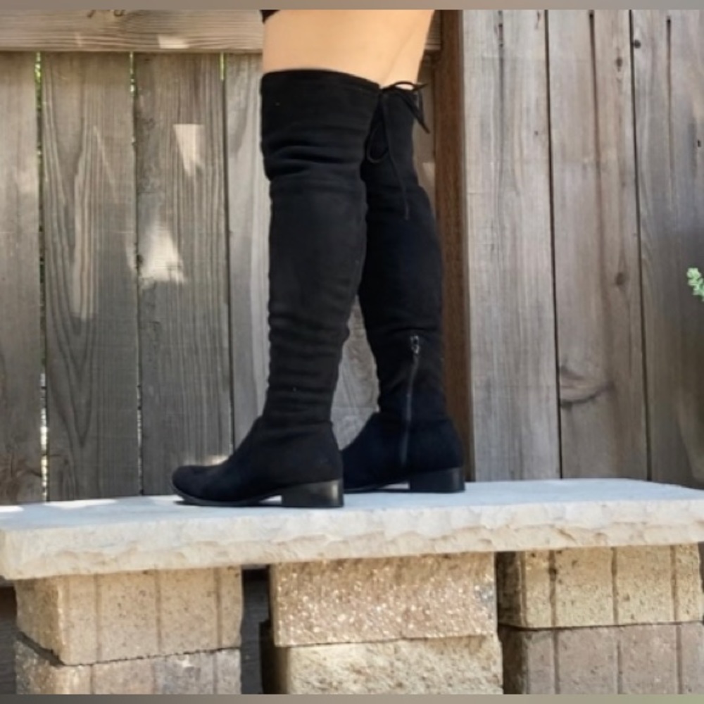 Suede thigh high boots with ribbon in the back size 5